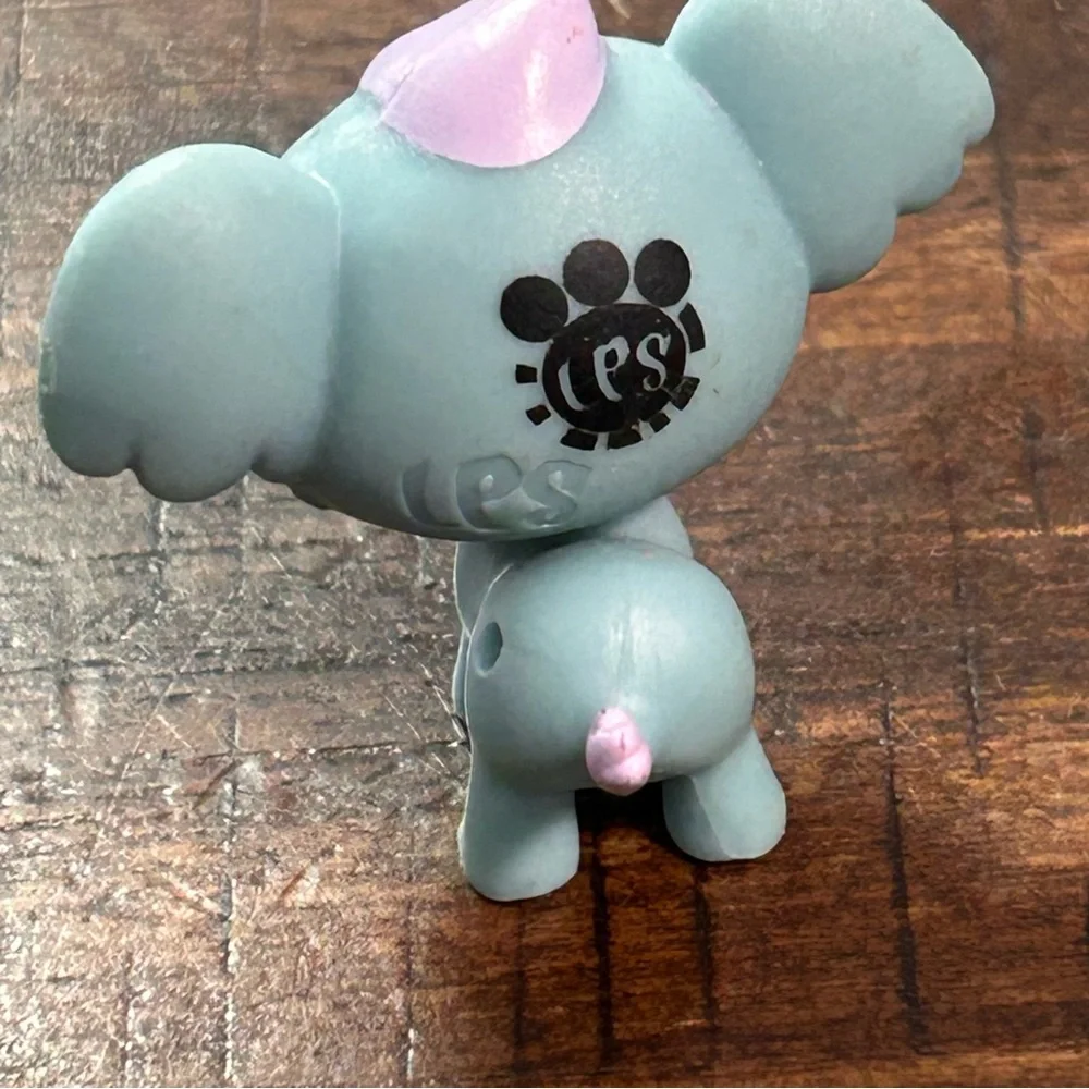 Littlest Pet Shop LPS‎ MINI 334 Elephant Malik Greystone
